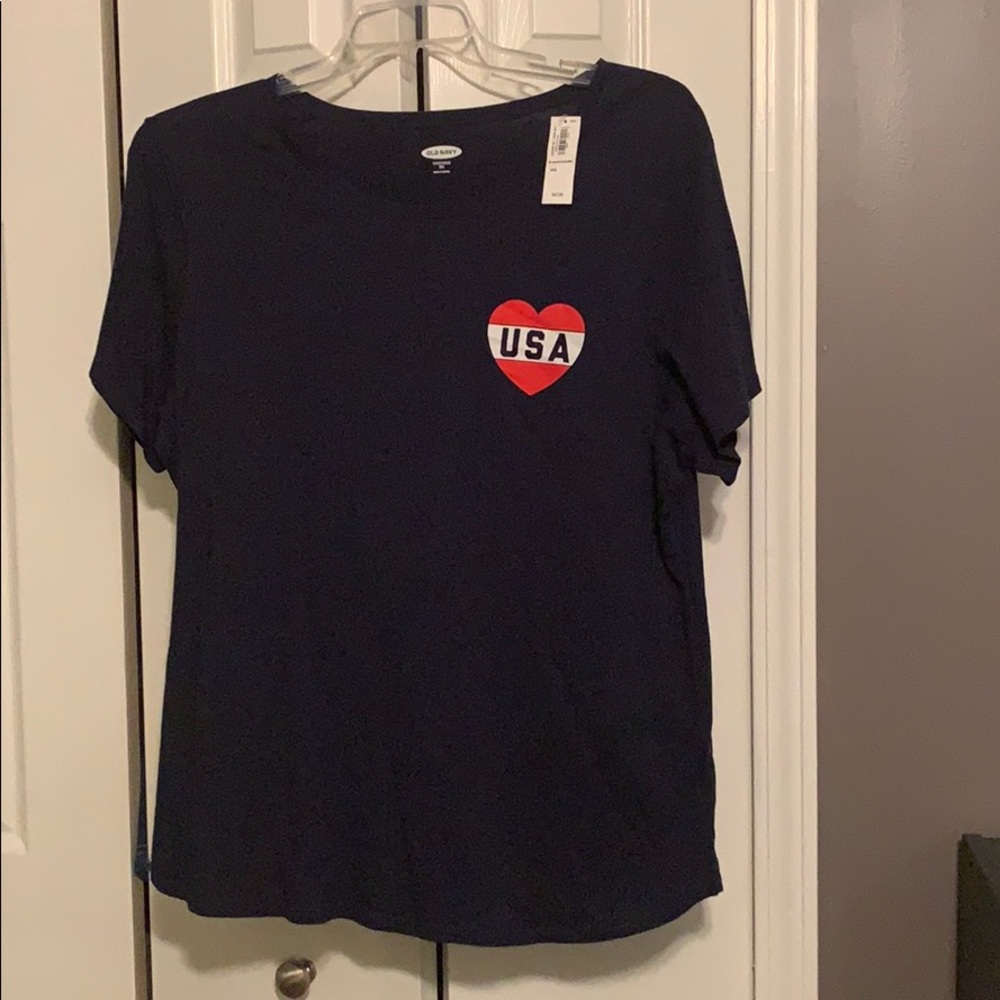 Donating 5/20.  Make offers USA T SHIRT